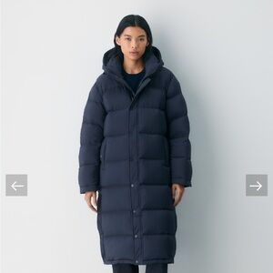 Aritzia Super Puff in admiral color